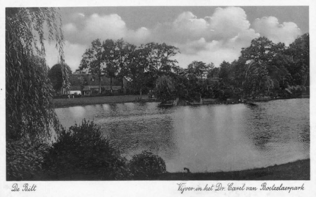 Historische foto bruggetje Van Boetzelaerpark